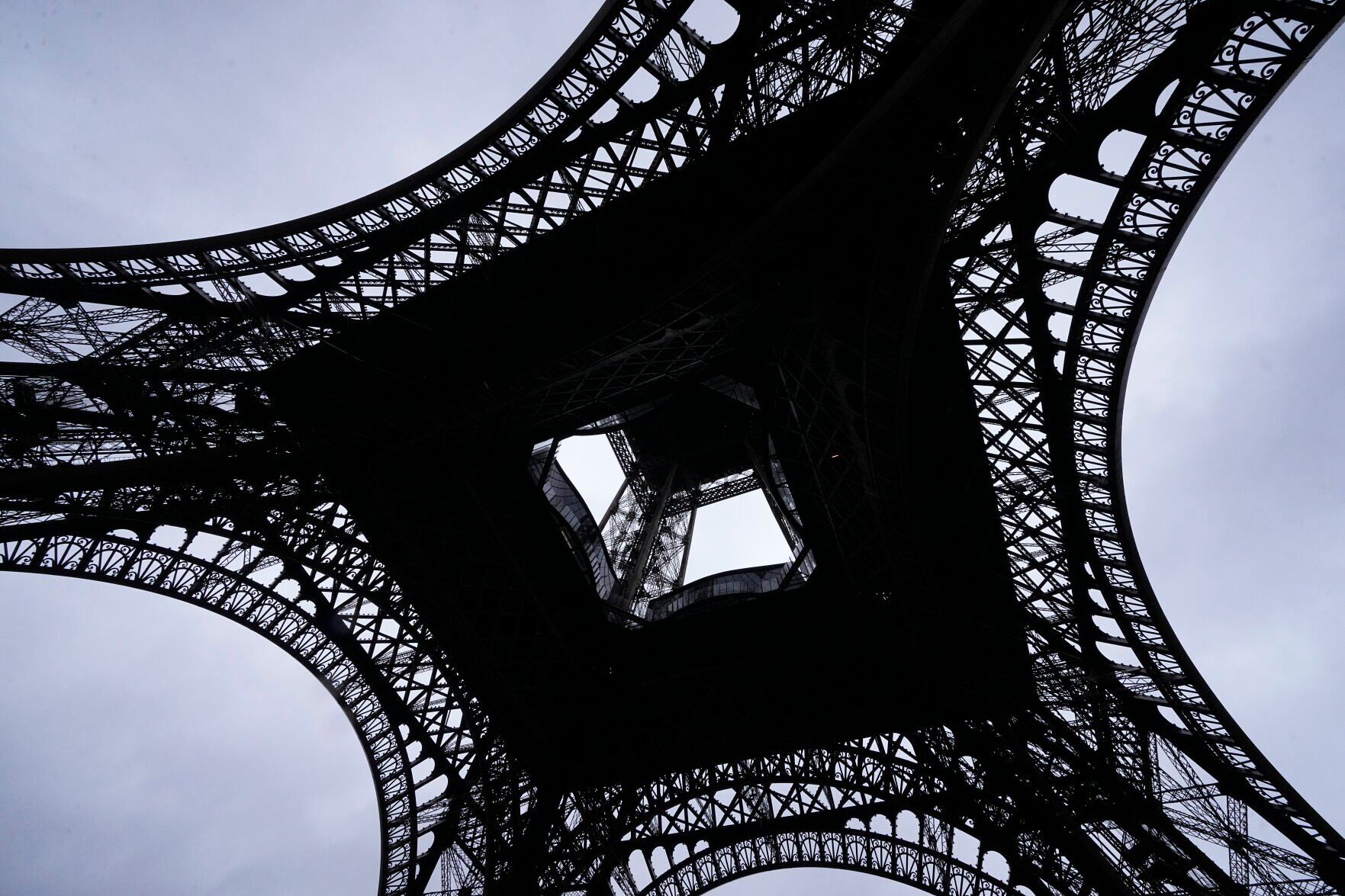 OLY Paris 2024 Medals Eiffel Tower